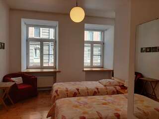 Гостиница SwissSTAR Санкт-Петербург Двухместный номер с 1 кроватью или 2 отдельными кроватями и собственной ванной комнатой-3